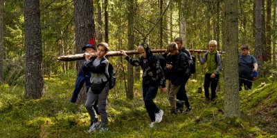 Rīta rosmes DISKUSIJA: vai skolotāji ir gatavi doties ar skolēniem pārgājienos dabā?